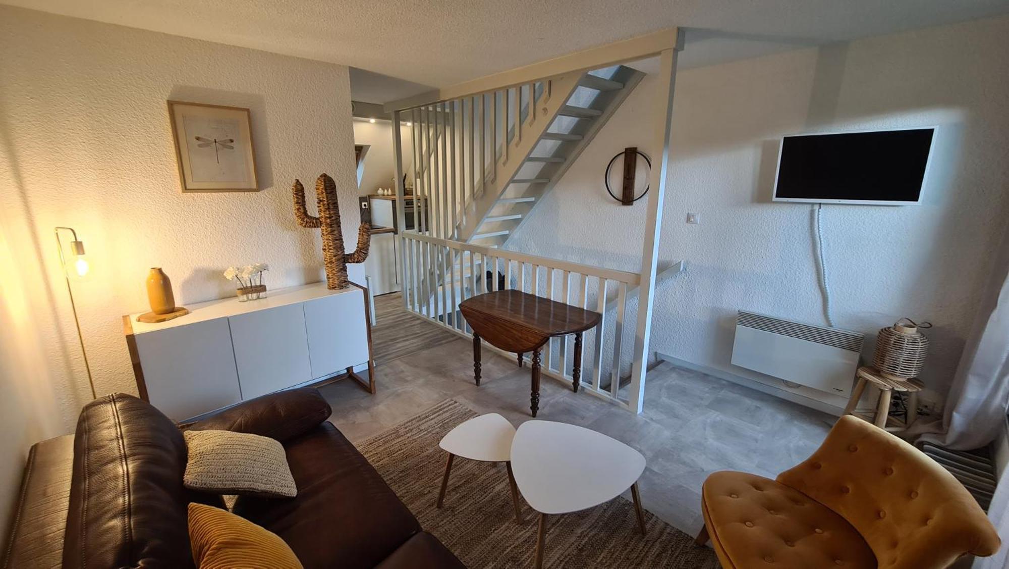 Duplex T2 Terrasse Piscine Chauffee Appartement *